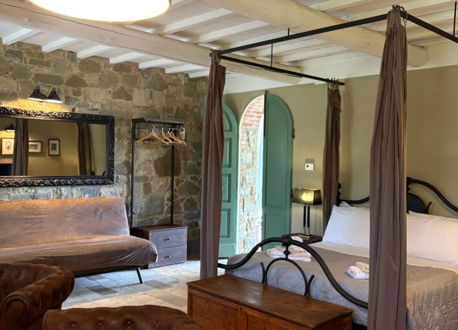Gospodarstwo agroturystyczne Casa Vasari Holiday Suites Tuscany Lucignano Włochy